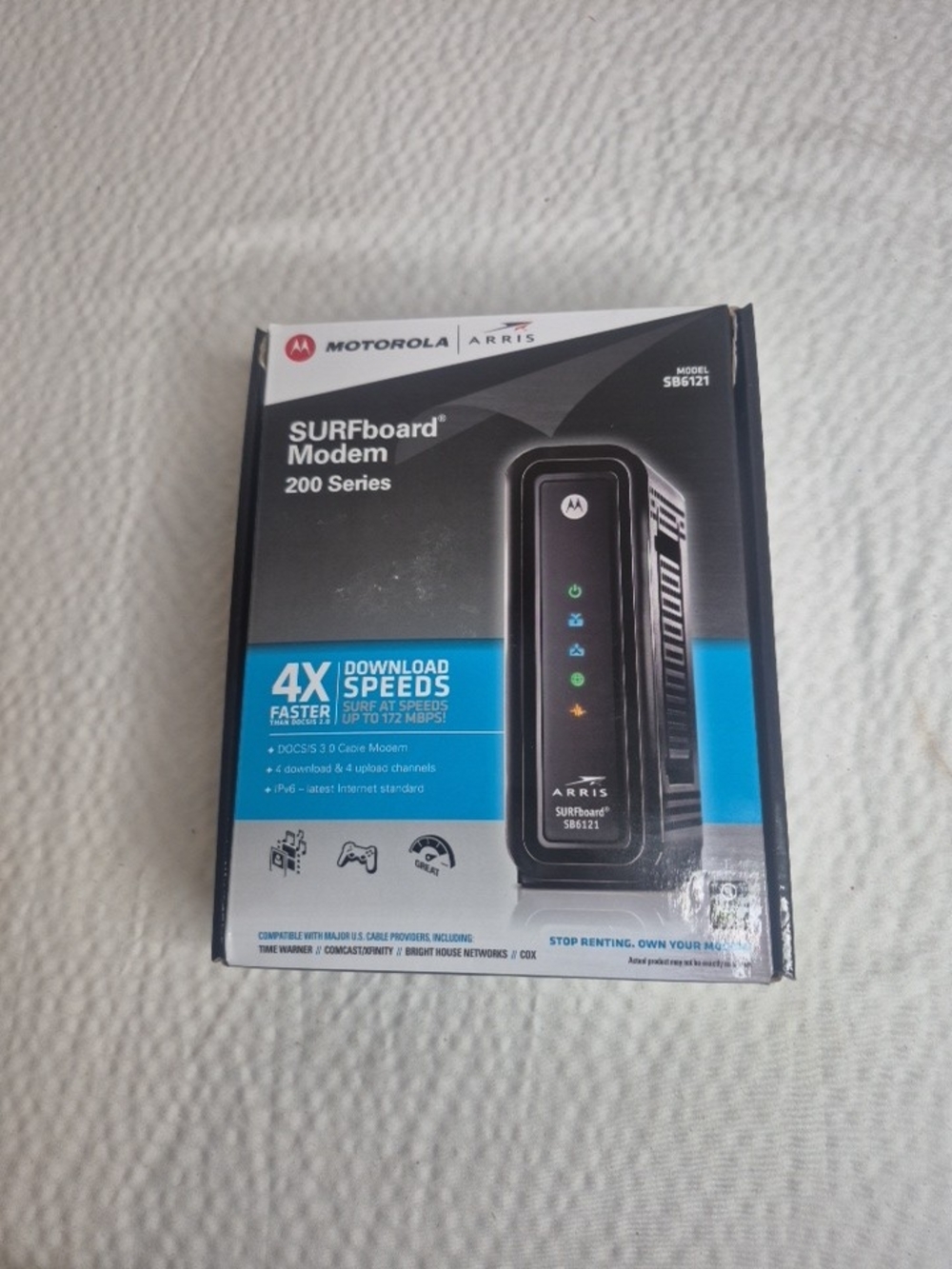Motorola SURFboard 200 Series Black and Blue Cable Modem (SB6121)